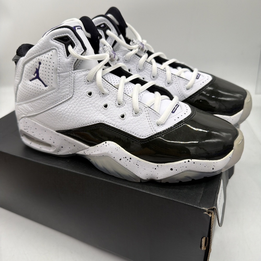 Jordan B'Loyal White Court Purple Sz 8.5 NEW